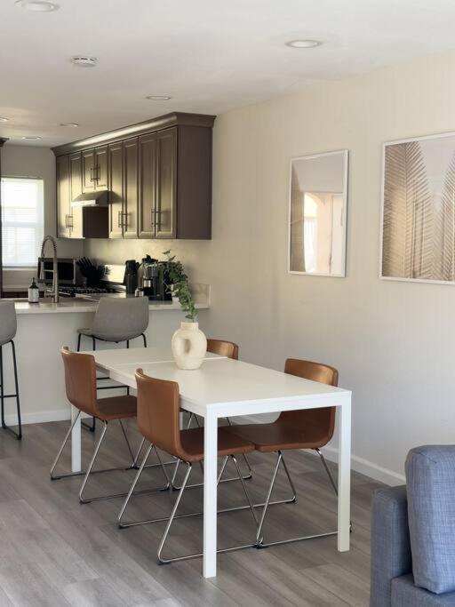Modern Retreat 1 Mi. From Disney Anaheim Eksteriør billede